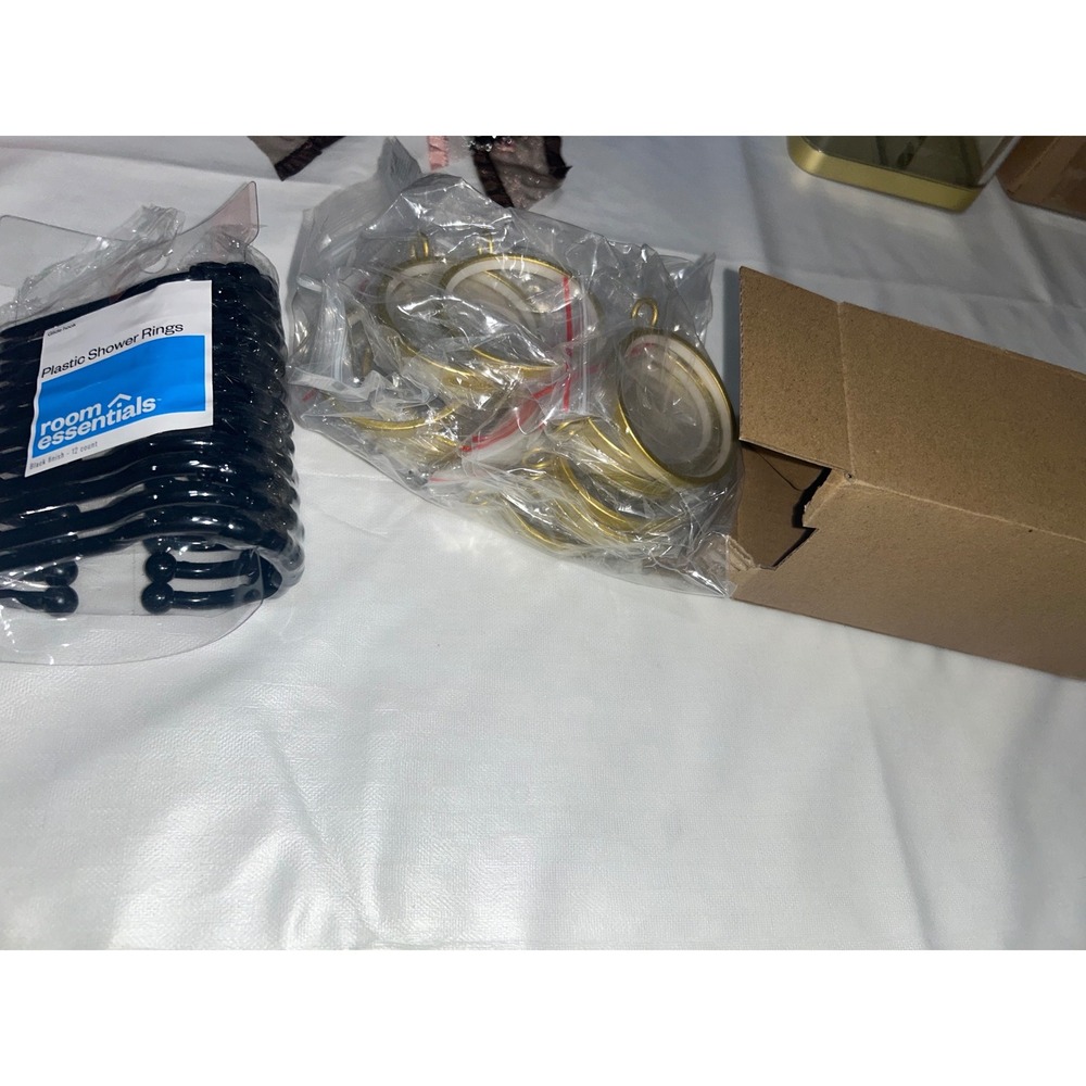 Room Essentials Shower Rings Black 12ct and Brushed Gold Curtain Rings with Clip
